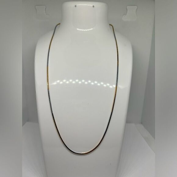 Two-tone chain necklace - Picture 4 of 4